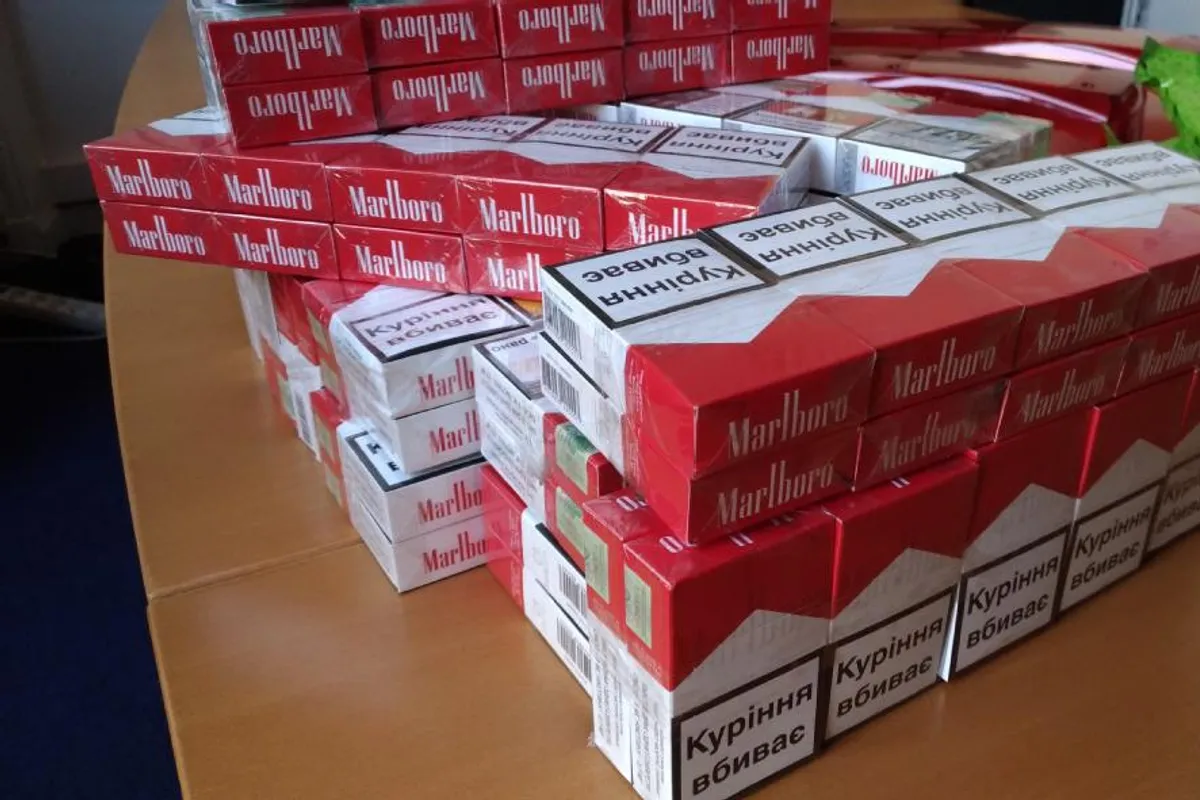 Tribunal correctionnel : Un couple aurait revendu 826 cartouches de  cigarettes
