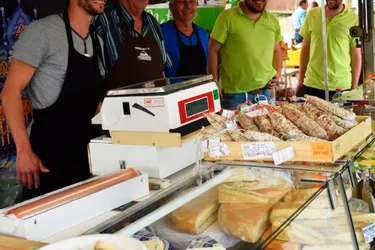 De la bonne humeur pour les vingt ans de la fête du fromage de Pailherols