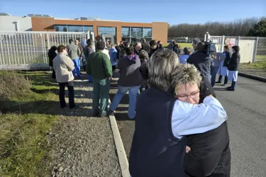 Martial Ducongé, fabricant de petites poupées articulées, fut le