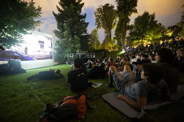 La première Nuit de l'image a illuminé le jardin Lecoq à Clermont-Ferrand