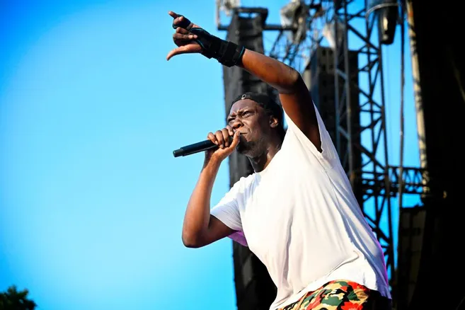 Violences conjugales : le rappeur Doums condamné... en attendant une ...