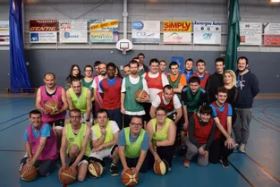Sport adapté : une quarantaine de sportifs au stage de basket