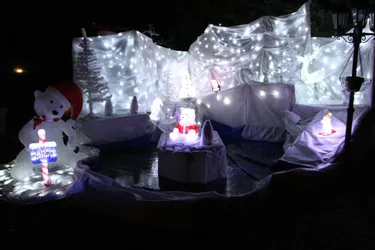 Banquise, cabane du Père Noël, illuminations… Bienvenue dans ce jardin féérique de Saint-Jean-d'Heurs (Puy-de-Dôme)