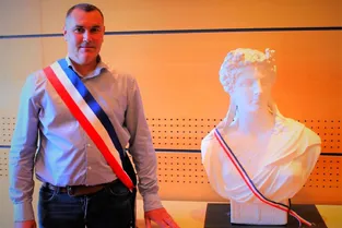 Ludovic Chaput élu nouveau maire de Bourbon-l'Archambault (Allier)