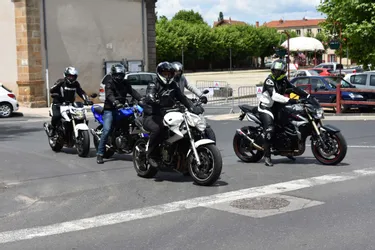 Plus de 1.500 passionnés de motos ont déferlé à Saint-Germain-Lembron