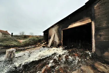 300 chevreaux périssent dans un incendie à Louroux-Bourbonnais