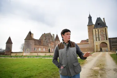 Le nouveau délégué de la Fondation du patrimoine de l'Allier ouvre les portes du château qu'il restaure