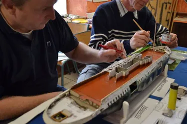Les mordus de bateaux de l’Amicale font le tour de France avec leur projet… titanesque