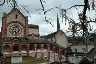 Pour la chartreuse du Glandier (Corrèze), le compteur des enchères s'est arrêté à 3 millions d'euros