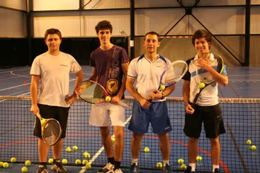 Meymac : des débuts laborieux pour le CAM tennis