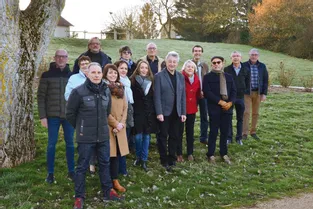 Municipales 2020: Michel Marien présente ses colistiers à Espinasse-Vozelle (Allier)