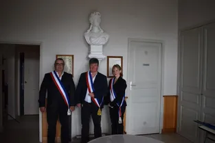 Daniel Beuze garde les clés de la mairie de Domeyrot (Creuse)