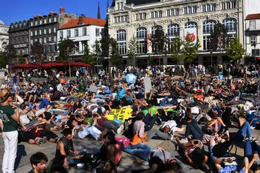 Marche pour le climat à Clermont-Ferrand : près de 600 personnes pour défendre la planète