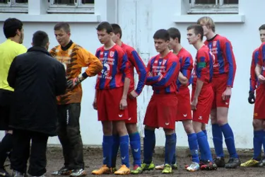 Les footballeurs U13 s'envolent à Aulnat
