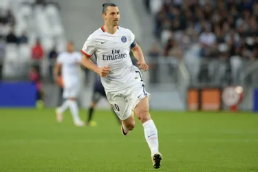 Paris SG : Zlatan Ibrahimovic annonce son départ du club sur twitter