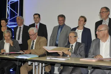 La Région et le Pays de la vallée de Montluçon signent le contrat Auvergne + 3e génération