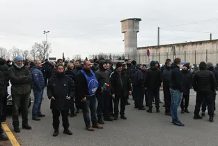 Blocage à la prison de Moulins : pas d’atteinte à la dignité du détenu selon le tribunal administratif