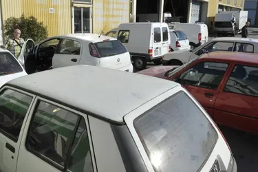 Vingt-huit véhicules vendus demain, au Teinchurier, pour faire des économies de fonctionnement