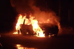 Trois voitures incendiées dans la nuit de vendredi à samedi