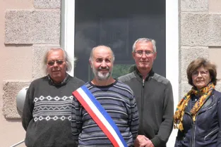 Laurent Glomot enfile l’écharpe de maire de Saint-Pardoux-les-Cards (Creuse)