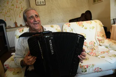 Bernard Marly, accordéoniste du Tour de France, nous parle de la mélodie qui a marqué sa vie