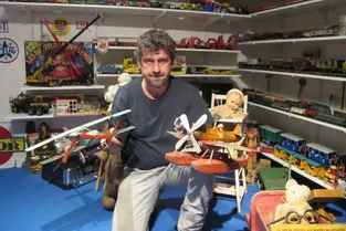 Ahun : Eric Mazalaigue collectionne les jouets et organise une bourse ce dimanche