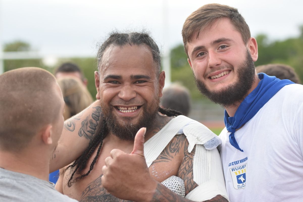Retrouvez les photos du sacre de Vierzon lors de la finale régionale de rugby