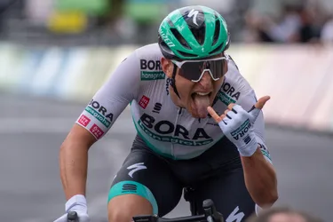 Lukas Pöstlberger après sa victoire sur le Critérium du Dauphiné à Saugues (Haute-Loire) : « Je n'ai jamais cru pouvoir gagner »