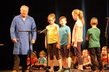 Les écoliers de Jules-Ferry se sont inspirés d’un conte musical pour finir l’année sur les planches