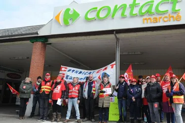 “Carrefour Contact” à Moulins fermera en juillet