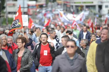Entre 500 et 700 manifestants dans les rues d’Aurillac