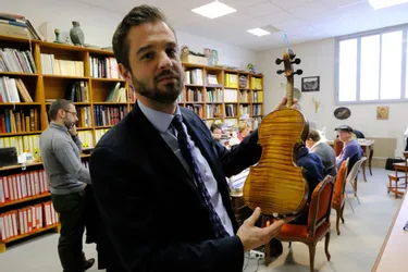 Un violon de Vuillaume de la collection Millant aux enchères à Vichy