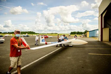 Quatre questions sur le championnat du monde de vol en planeur qui débute ce week-end à l'aérodrome de Montluçon-Guéret