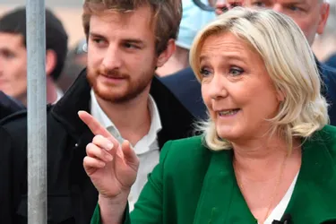 Marine Le Pen appelle Eric Zemmour à se rallier à sa candidature