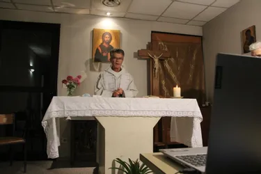 La paroisse Saint-Austremoine d'Issoire passe par les réseaux sociaux pour maintenir le lien avec ses fidèles