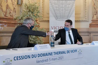 Pourquoi la cession du domaine thermal par l'Etat à la Ville de Vichy (Allier) est historique