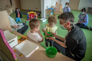 Crèches et écoles maternelles rouvrent leurs portes à petits pas à Clermont-Ferrand
