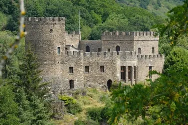 Le Département de l’Allier et la Fondation du patrimoine renouvellent leur partenariat pour préserver le patrimoine de proximité