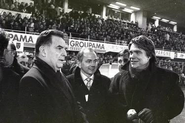 Quand Bernard Tapie était venu féliciter dans le vestiaire les joueurs de l'ESA Brive passés tout près d'éliminer l'OM en coupe en 1994