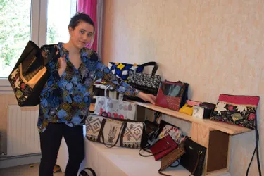 Eva Fulchic vient de créer son entreprise de créatrice d’accessoires en cuir végétal et simili cuir