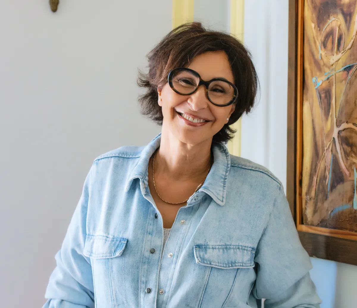 Naïma M'Faddel, de Dreux, sort un ouvrage coup de poing : 