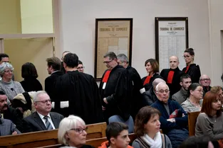 Les avocats de Vichy-Cusset quittent l'audience de rentrée du tribunal de commerce et poursuivent leur grève