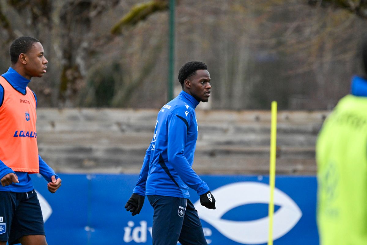 « Ça fait du bien de rejouer, ça fait un moment que ça ne m'était pas arrivé » : les débuts prometteurs de Naouirou Ahamada à l'AJA