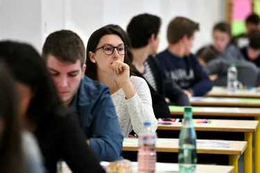 Les examens en présentiel de l'Université Clermont Auvergne annulés en avril