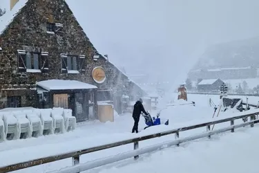 "On vit le tournant de la saison !" : la neige redonne le sourire aux professionnels du tourisme dans le Sancy