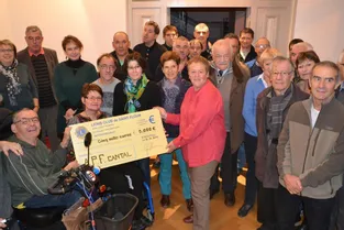 Le Lion's Club donne 5.000 € pour les handicapés de France
